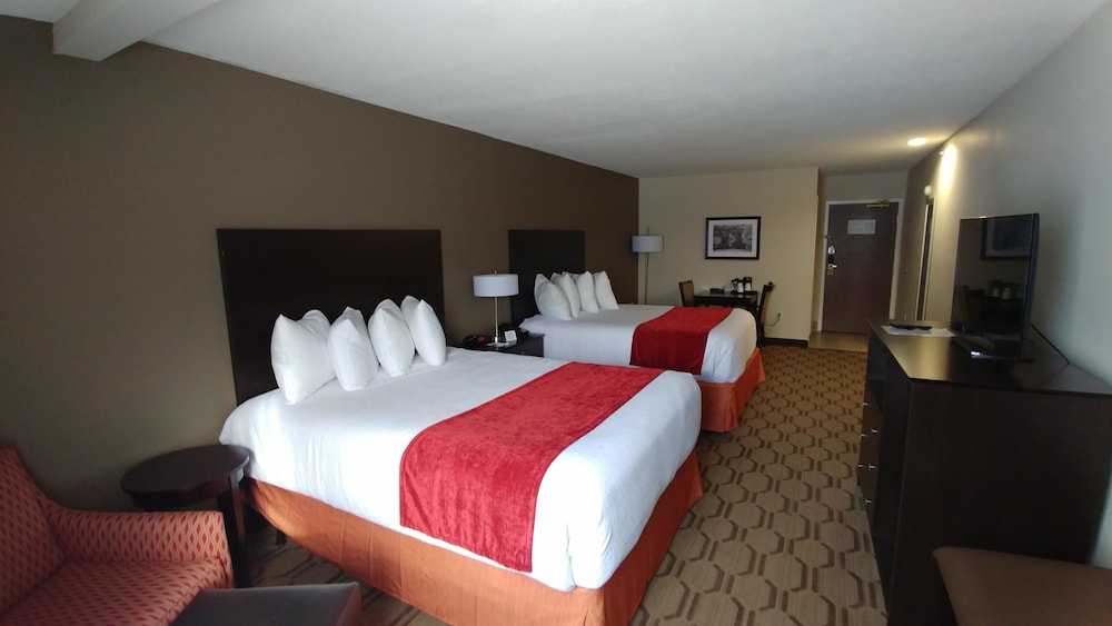 Best Western Palmyra Inn & Suites 6/30