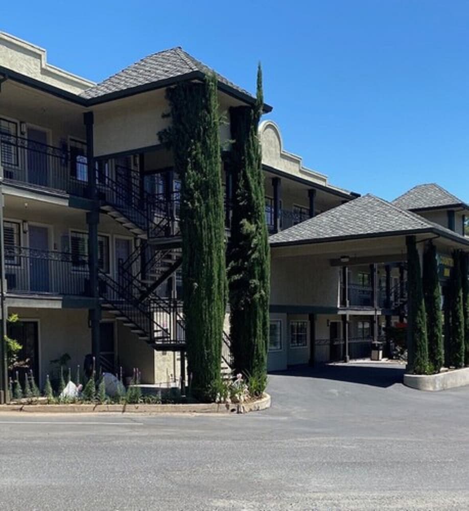 Country Inn Sonora 3/59
