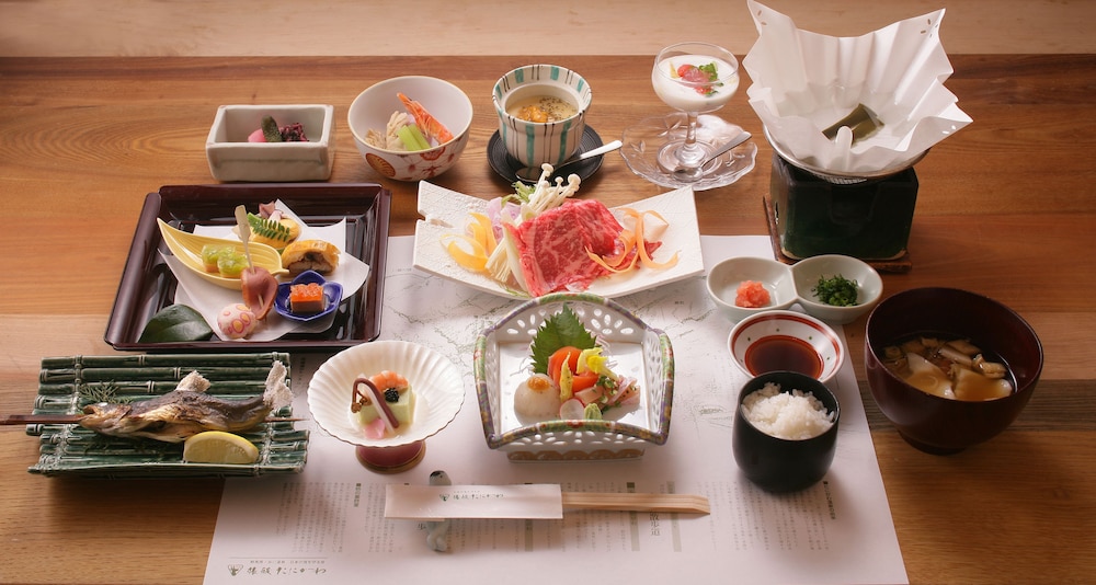 Ryokan Tanigawa 24/25