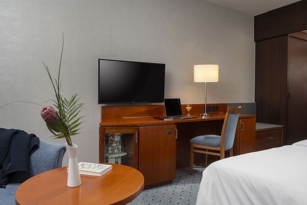 Maritim Hotel Darmstadt 60/68