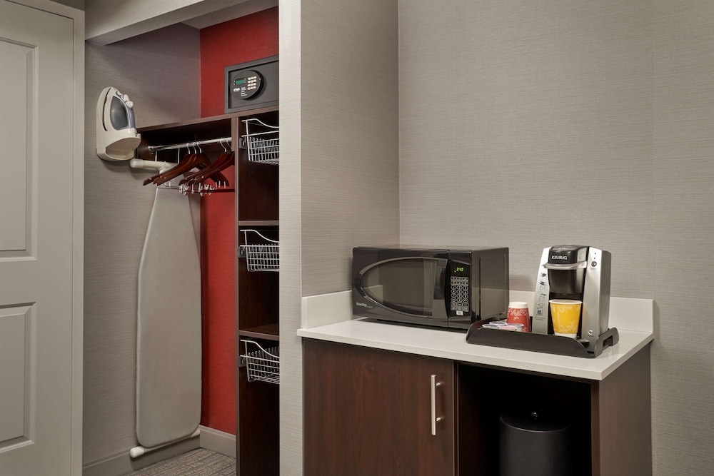 Hilton Garden Inn Toronto Airport West/Mississauga 29/38