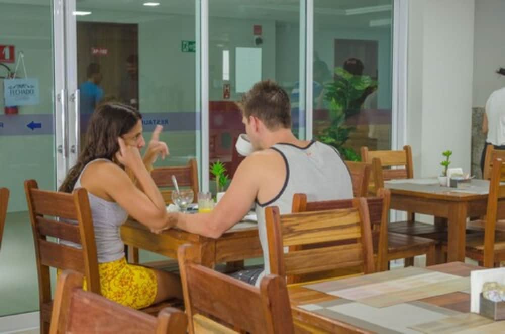 Oriental Praia Hotel 6/31