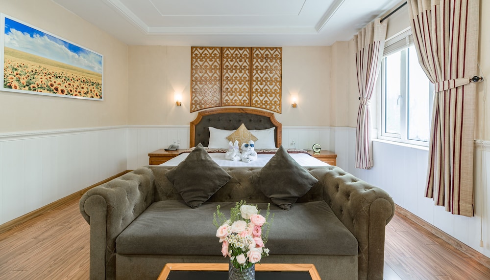 Bali Hotel 73/90