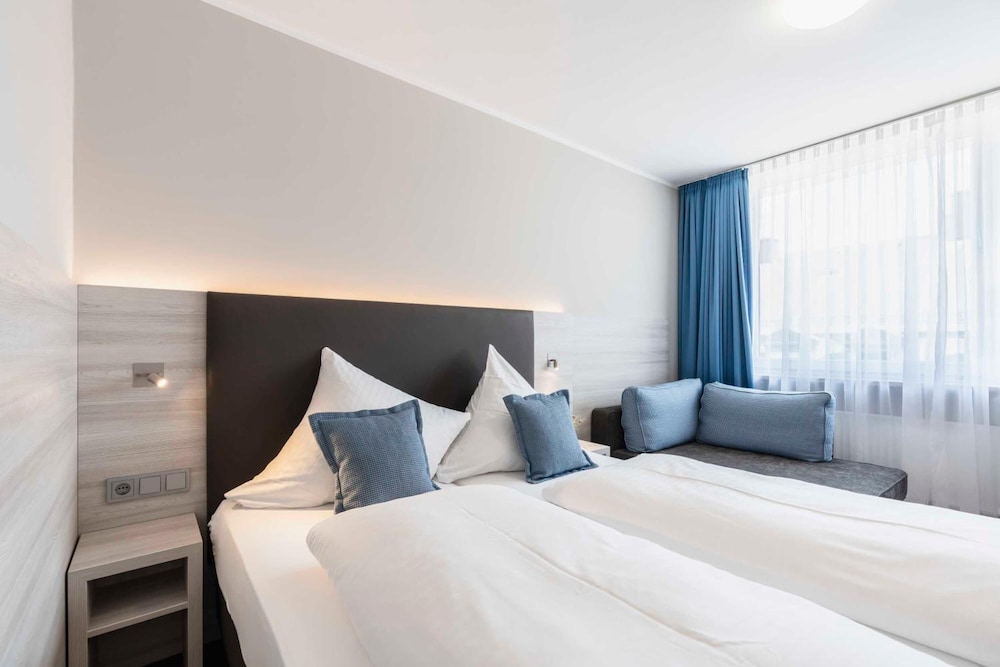 Westend Hotel 27/53