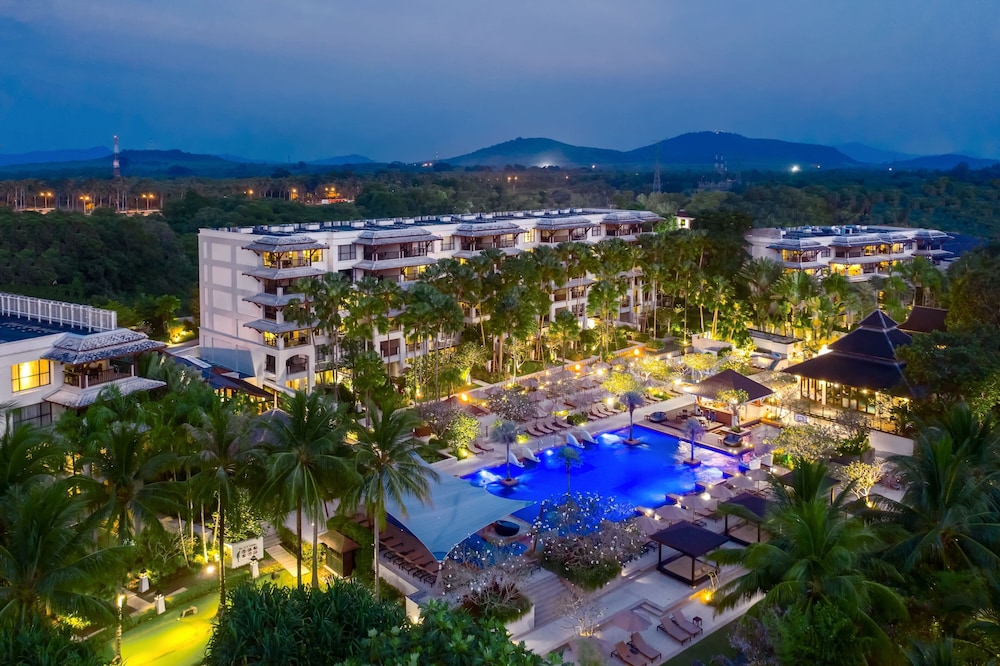 Marriott S Mai Khao Beach Phuket 60/65