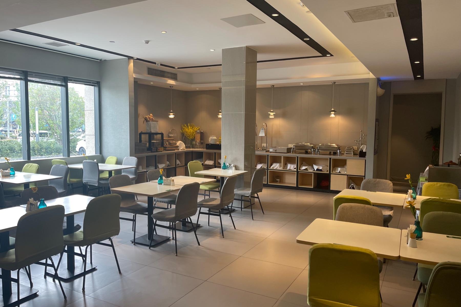 Homeinn Selected (Suzhou Xiangcheng Huangdai) 27/38