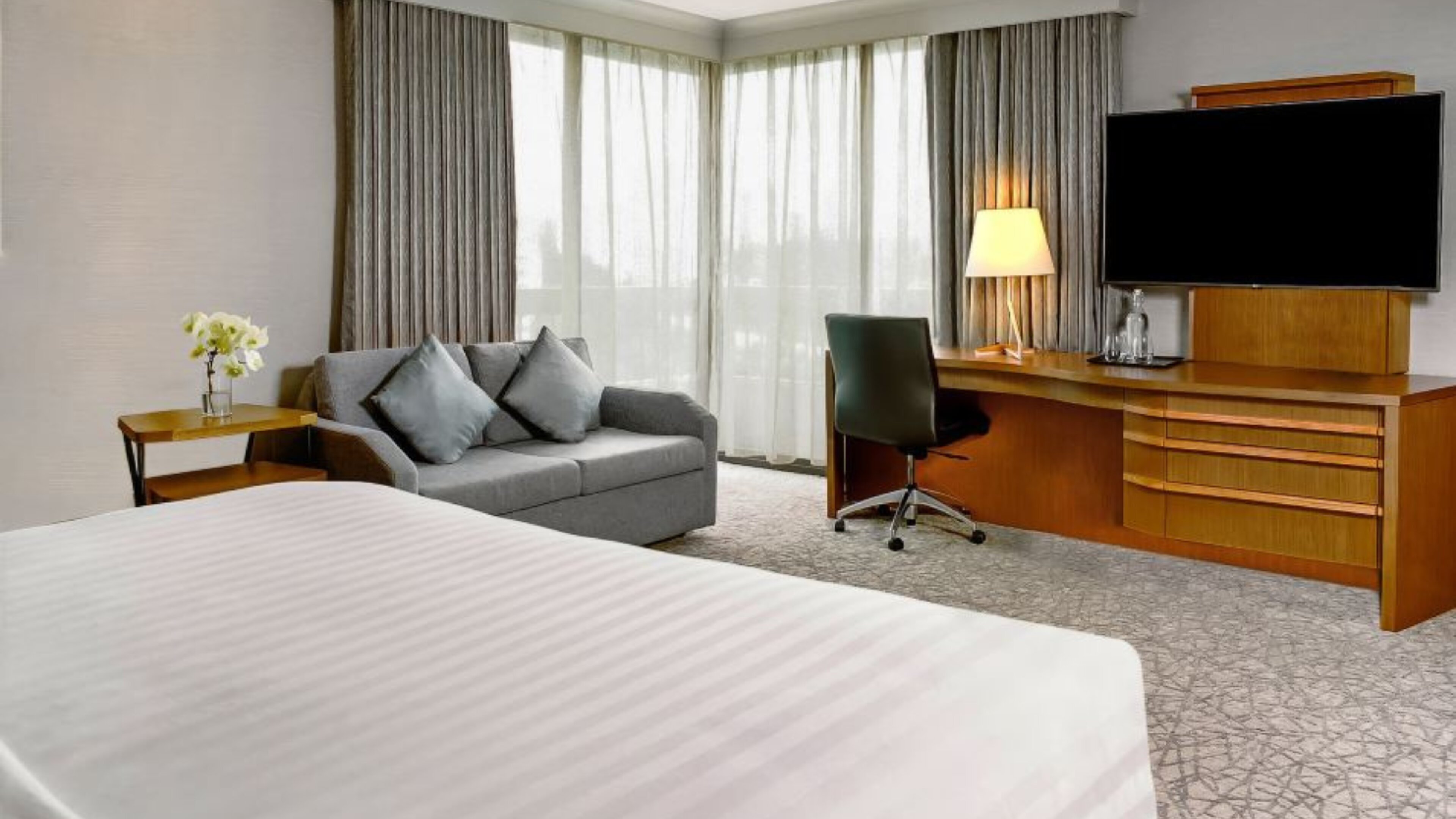 PREMIUM, KING BED