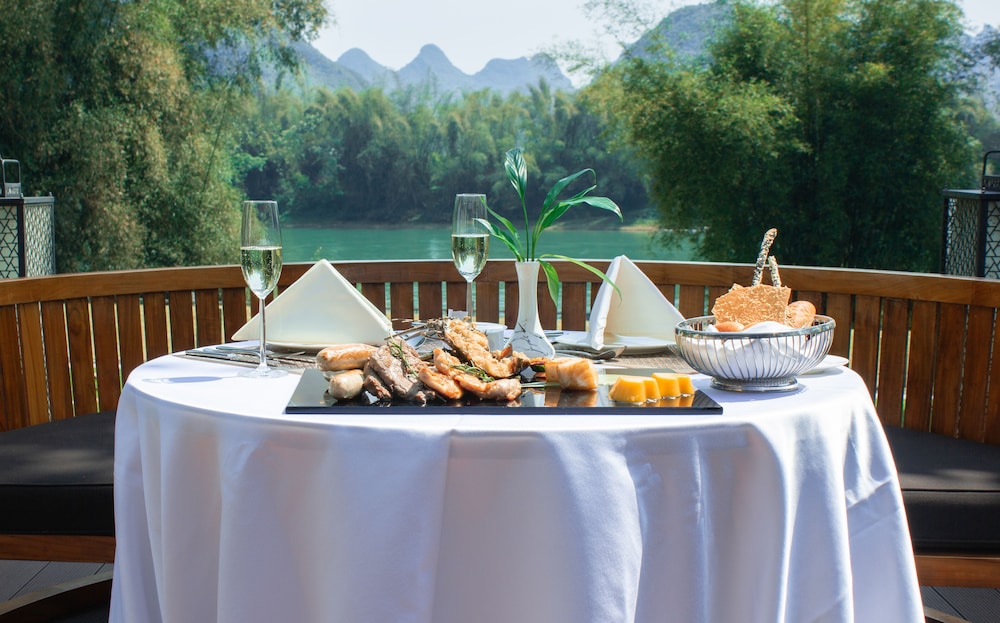Banyan Tree Yangshuo 35/50