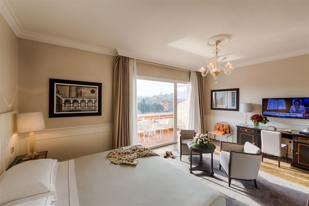 Plaza Hotel Lucchesi 10/50
