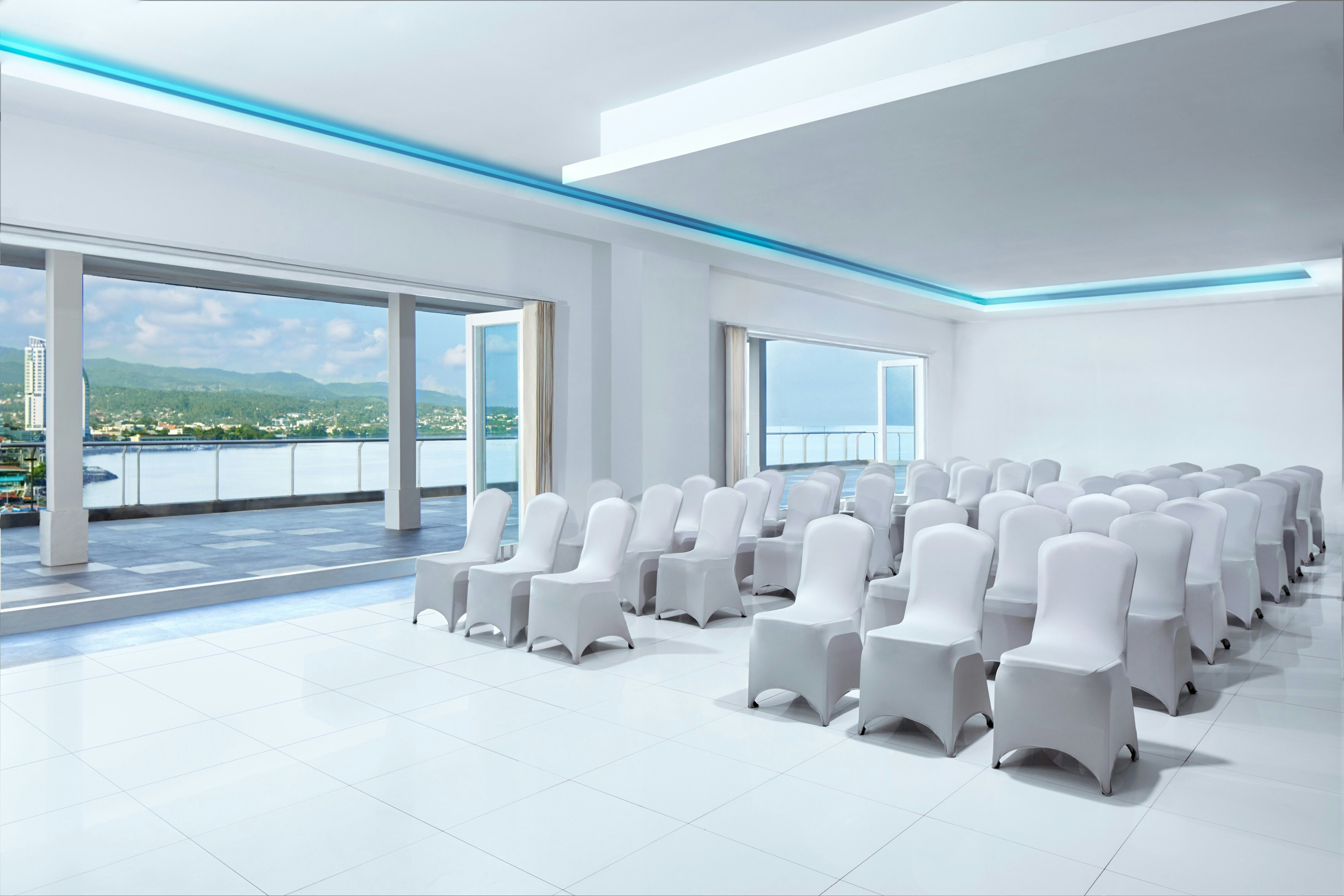FOUR POINTS BY SHERATON MANADO 43/51