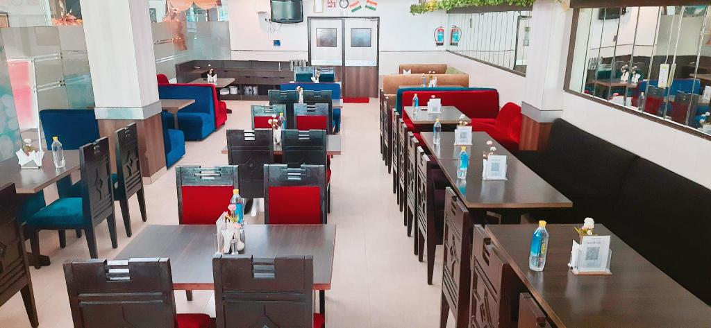 Hotel Krishna Sagar(NH 24) 20/20