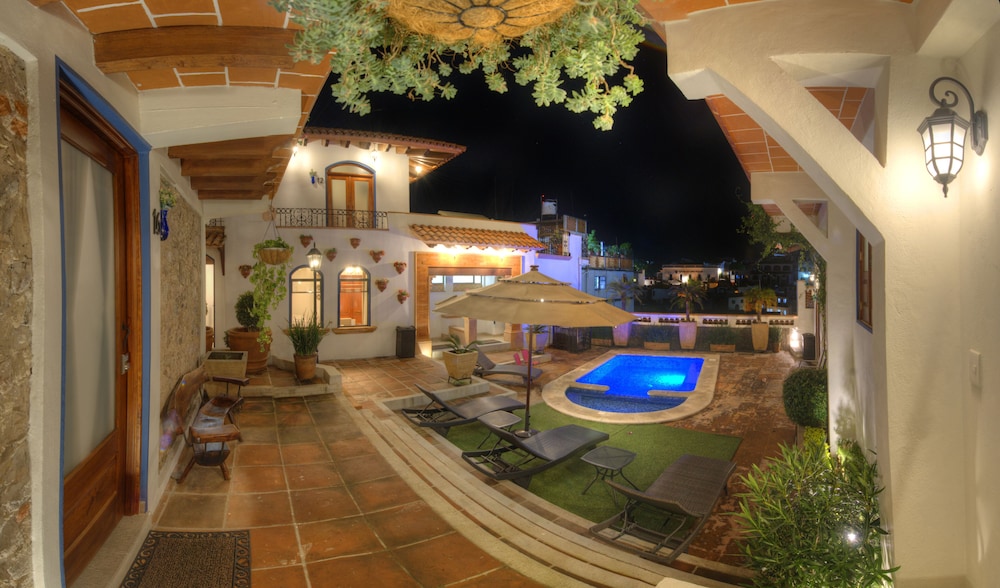 Hotel Santa Paula 23/28