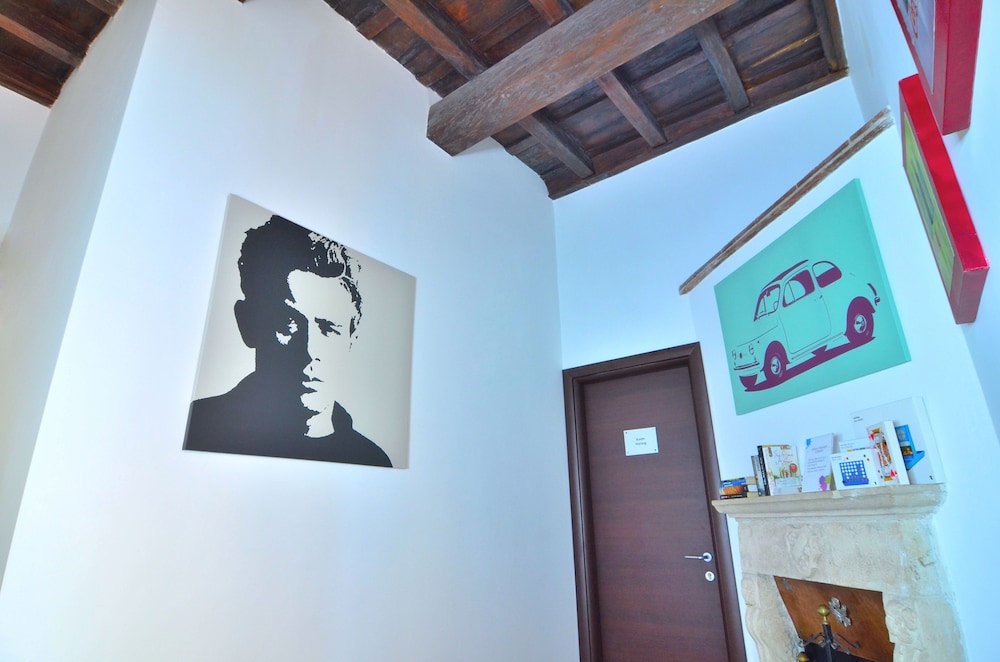 Pop Art B&B 18/34
