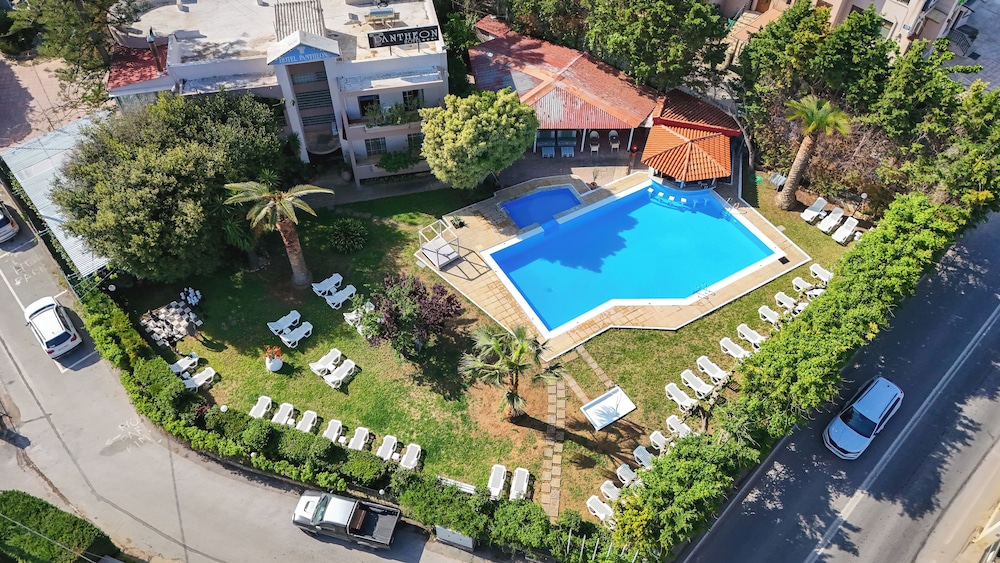 Pantheon Hotel 45/49