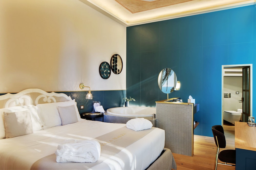 JUNIOR SUITE, SEA VIEW, HOT TUB