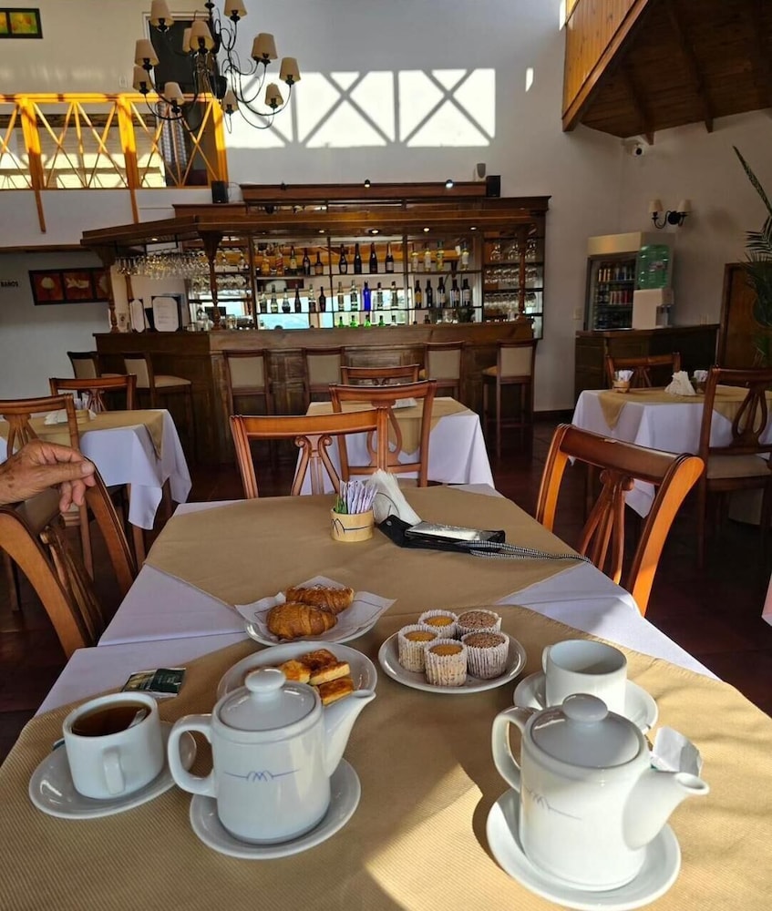 HOTEL PICOS DEL SUR 44/58