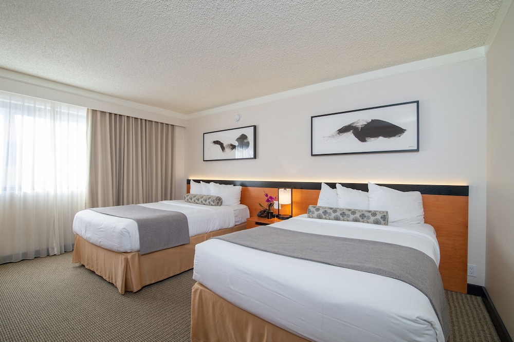 SUPERIOR, 2 DOUBLE BEDS