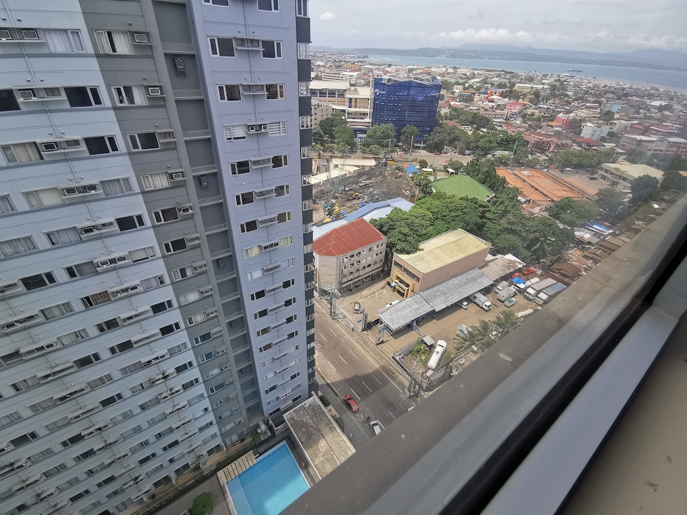 Avida Towers Davao 4/50