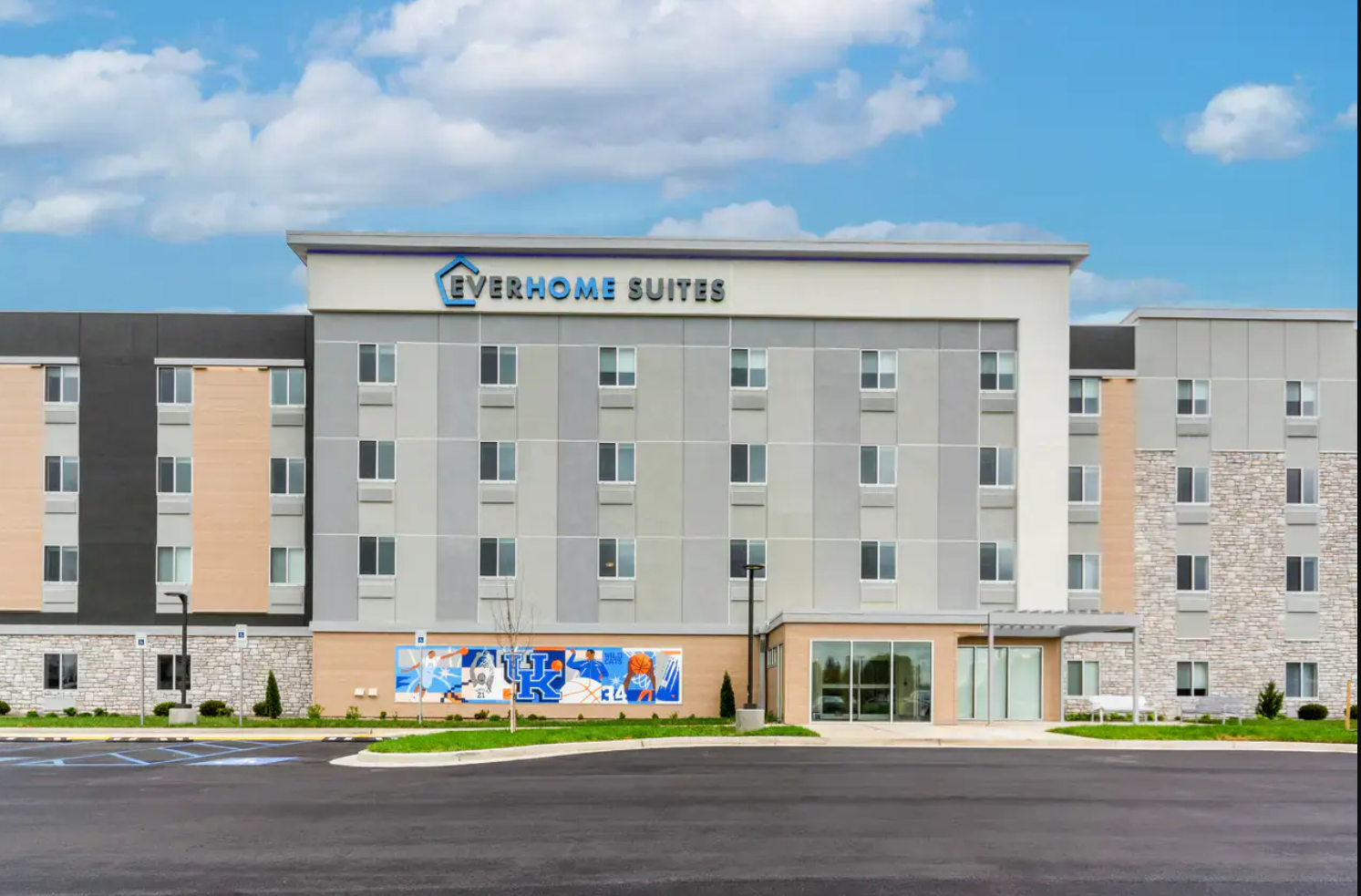 Everhome Suites Lexington - Horse Park photo2