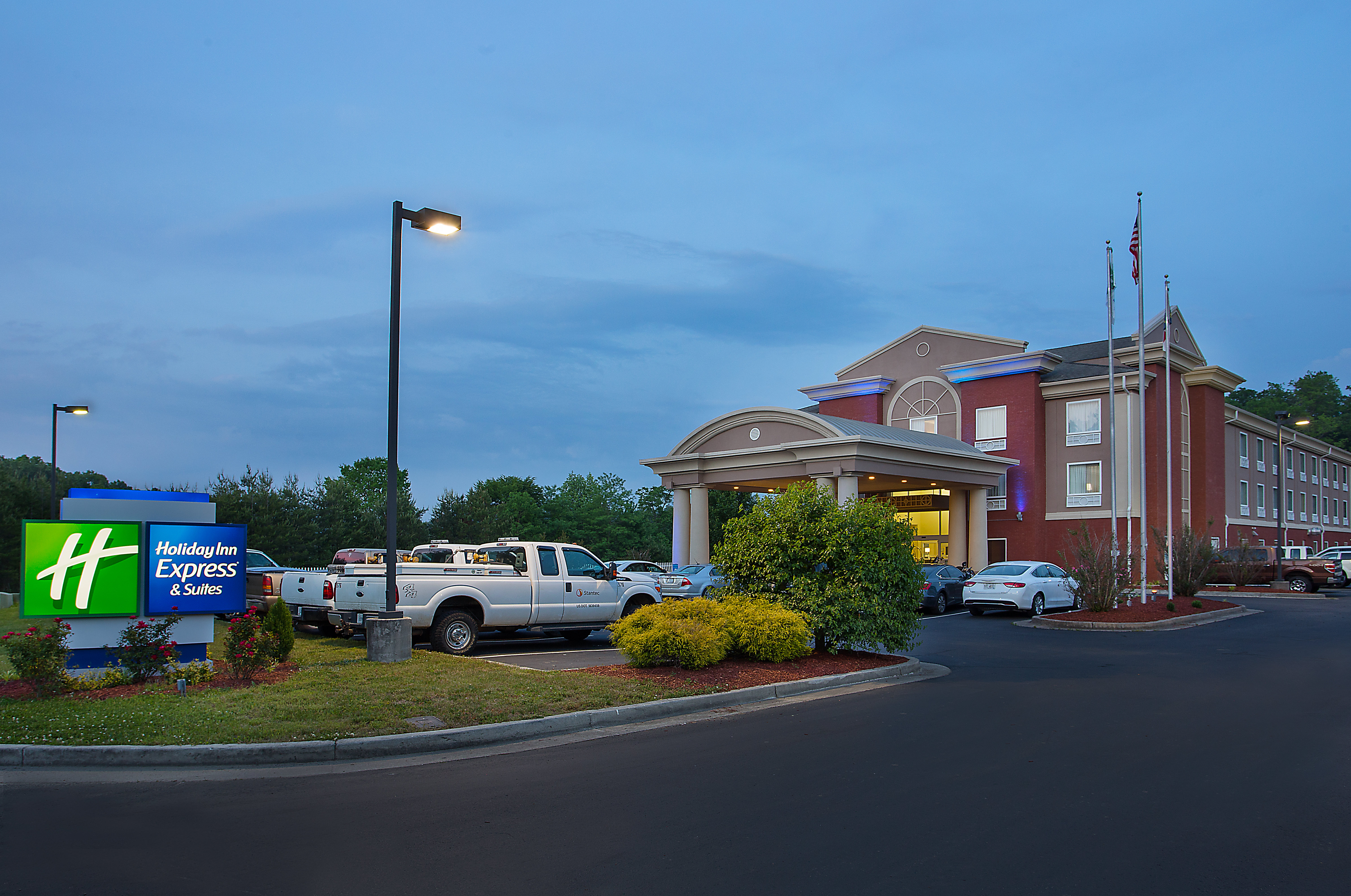 Holiday Inn Express Hotel & Suites Murphy 40/40
