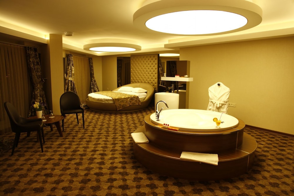 Feyzan Hotel 17/35