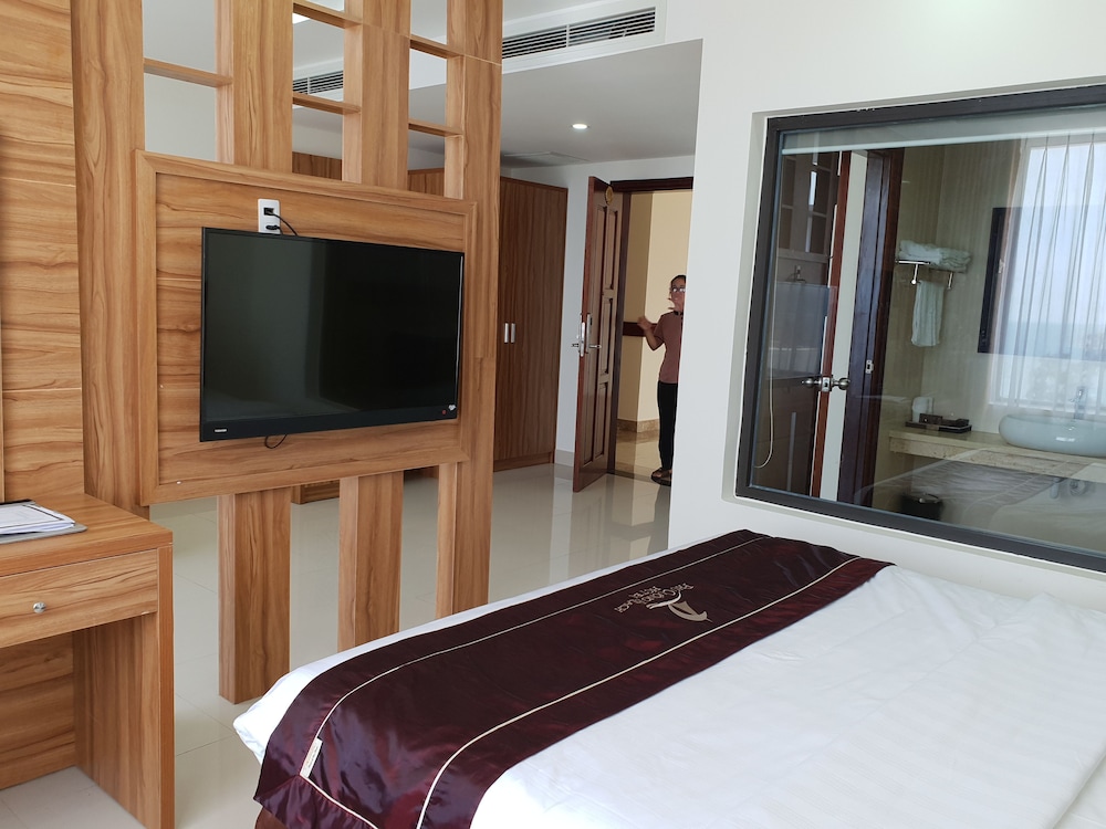 Phu Cuong Beach Hotel 3/69