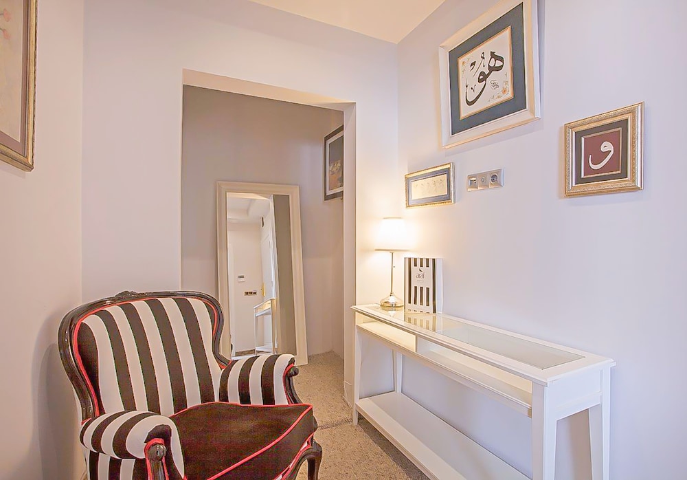 Araf Hotel 32/50