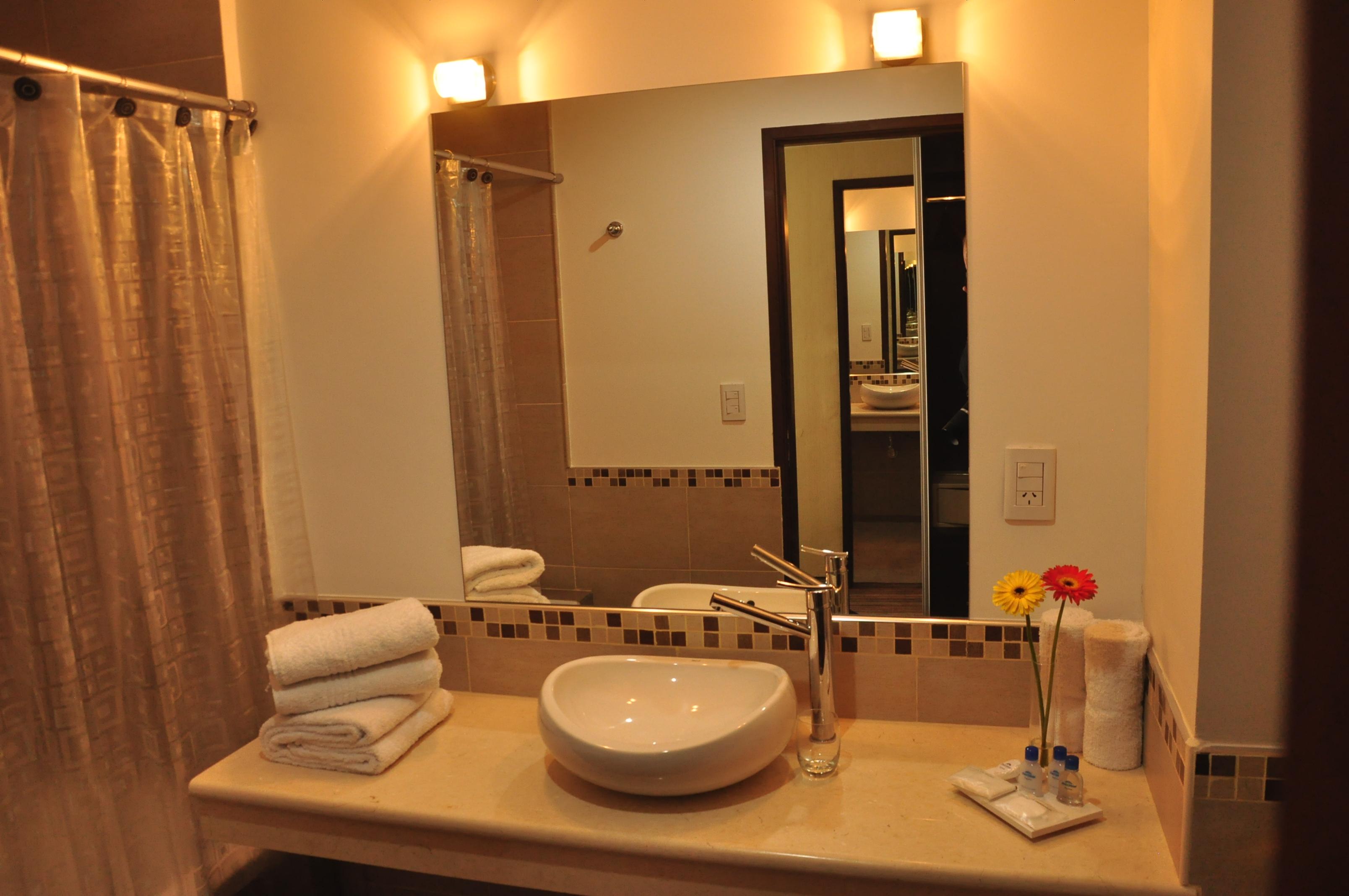 Howard Johnson Hotel Pergamino 20/20