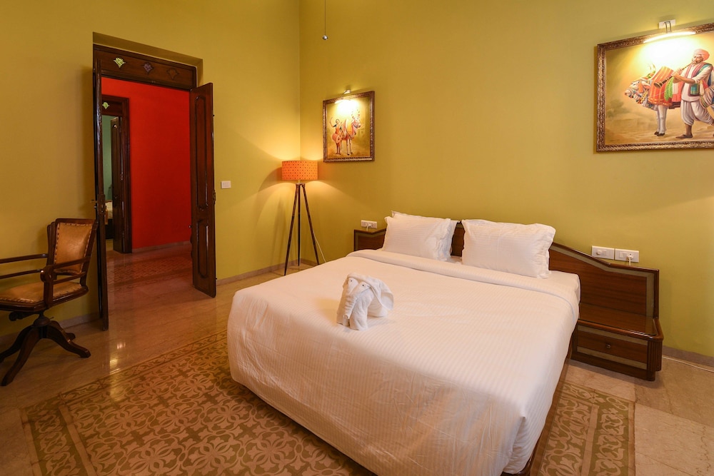 Surya Kiran Heritage Hotel 16/50