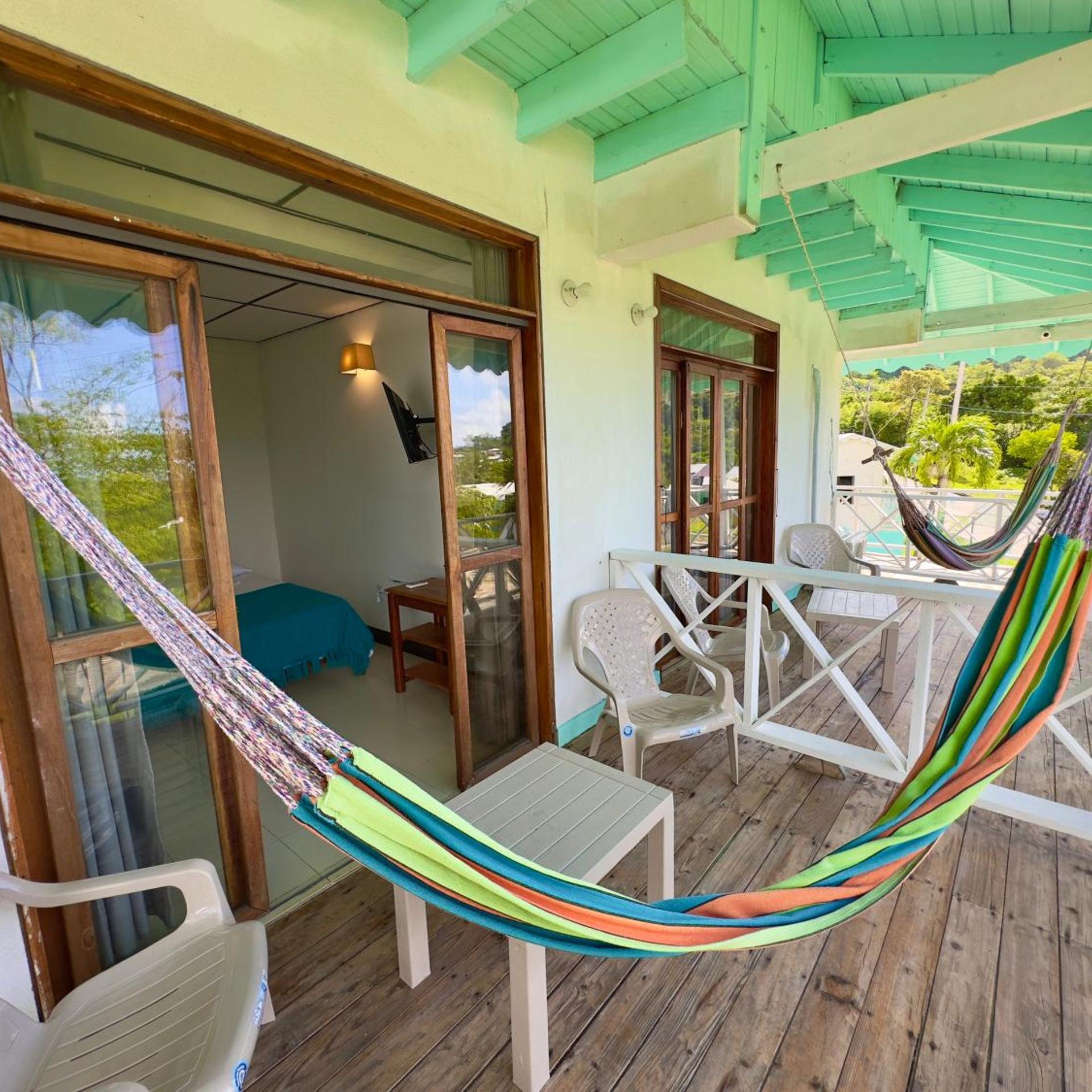 South West Bay Cabanas 38/50