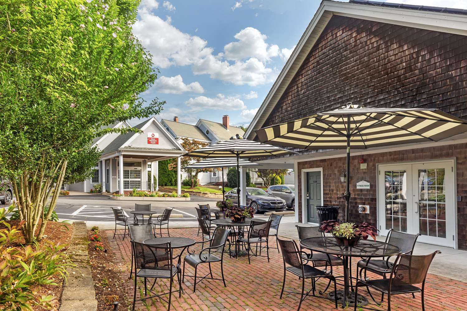 Best Western Plus Cold Spring 36/46