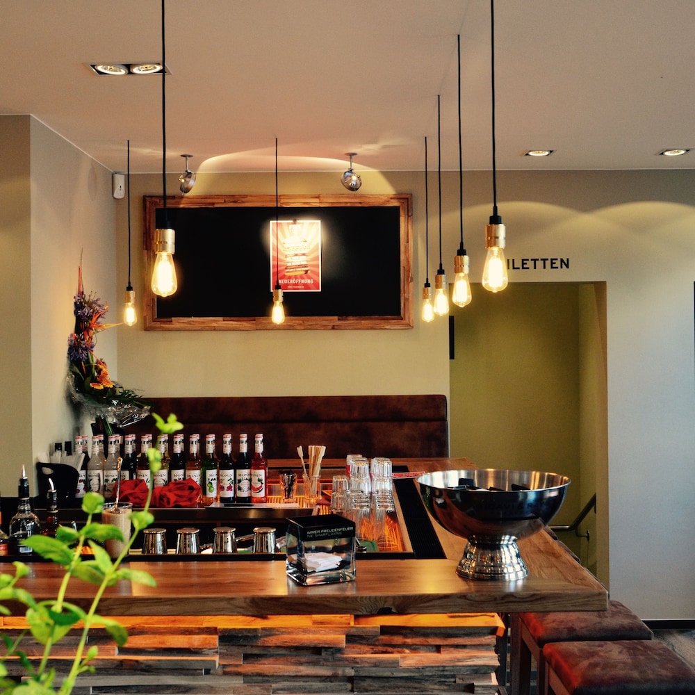 Hotel Five 9/49