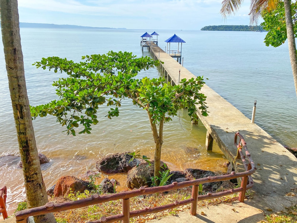 Koh Mak Buri Hut Natural Resort 2/74