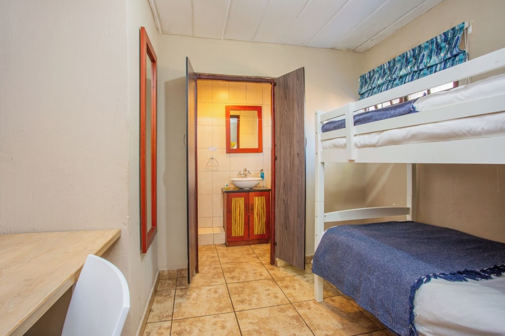 The Villa Manor & Spa 49/50