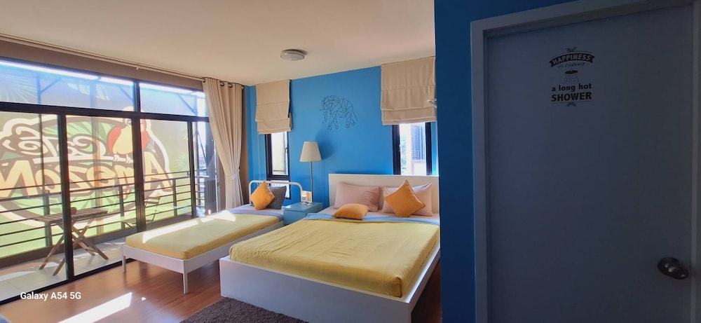 Zzz Hostel - Adults Only 13/56