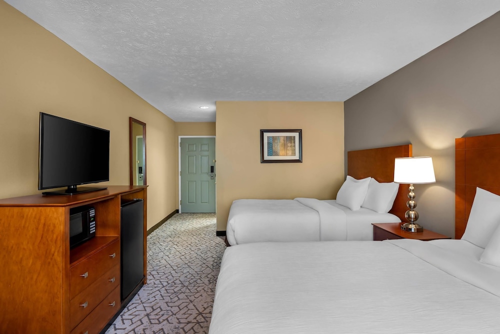 غرفة قياسية بسريرين كوين، Quality Inn Kilmarnock VA 3/5