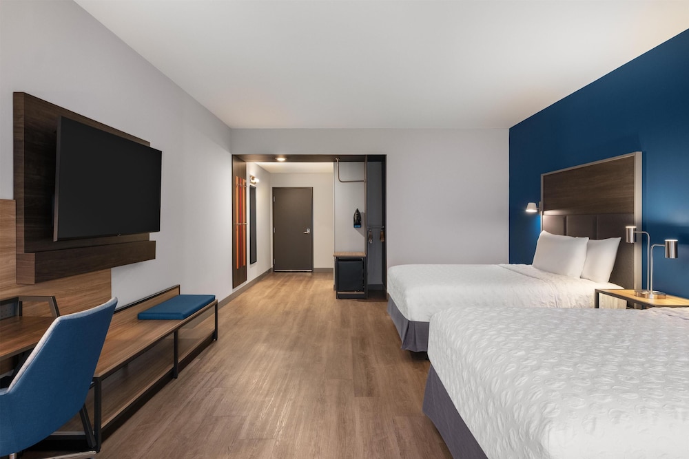 ROOM, 2 QUEEN BEDS, ACCESSIBLE