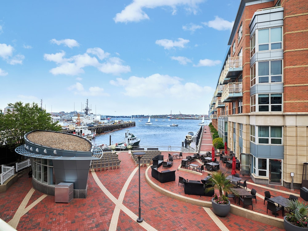 Battery Wharf Hotel Boston Waterfront 65/68