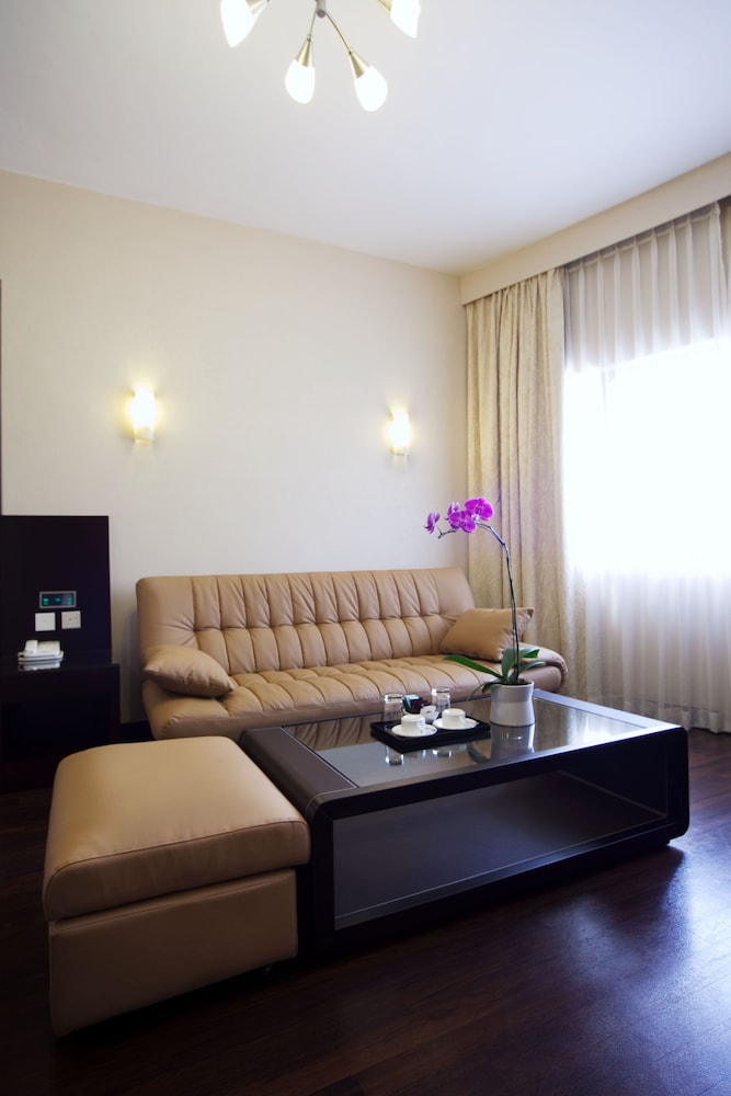 Hotel Royal Queens 15/27