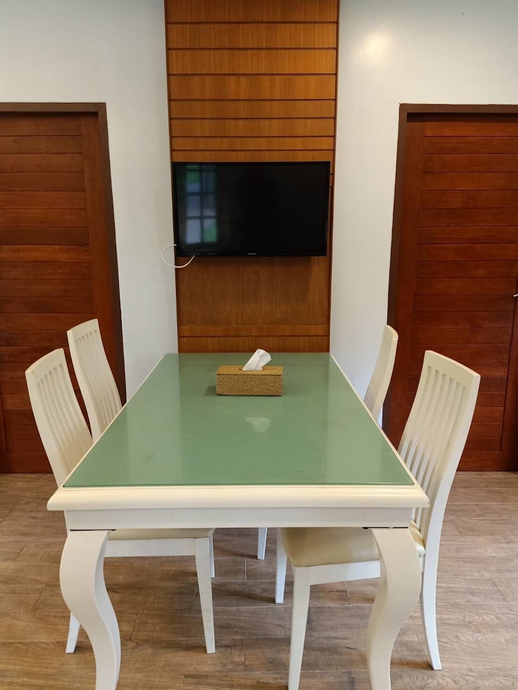 Alisea Pool Villas 54/65