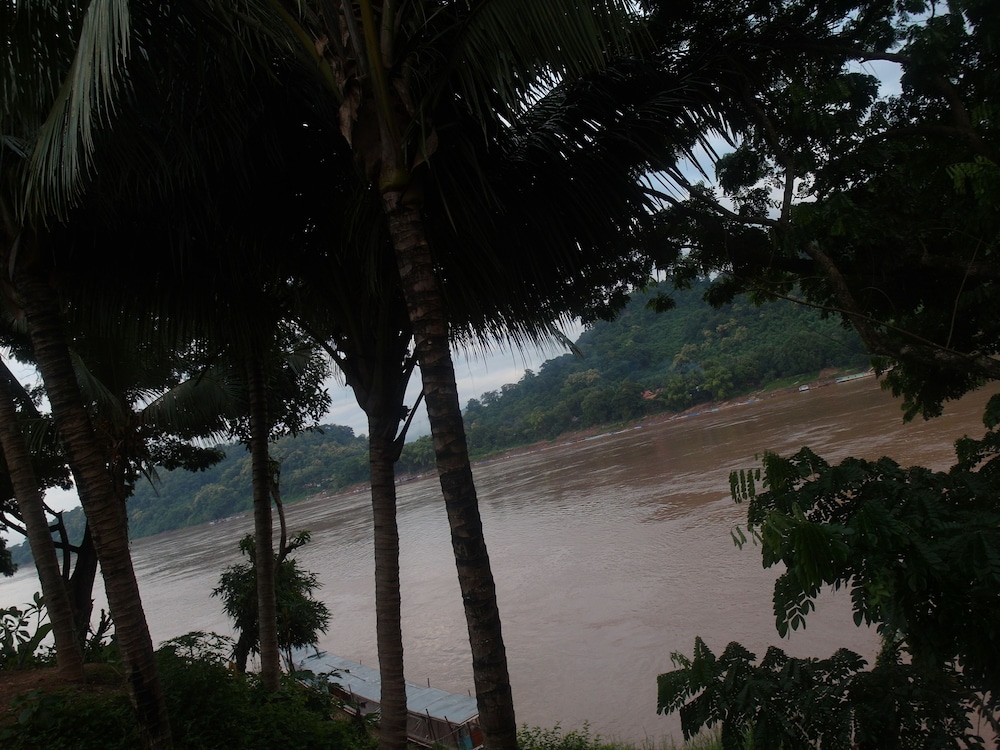 Mekong Sunset View Hotel 52/63