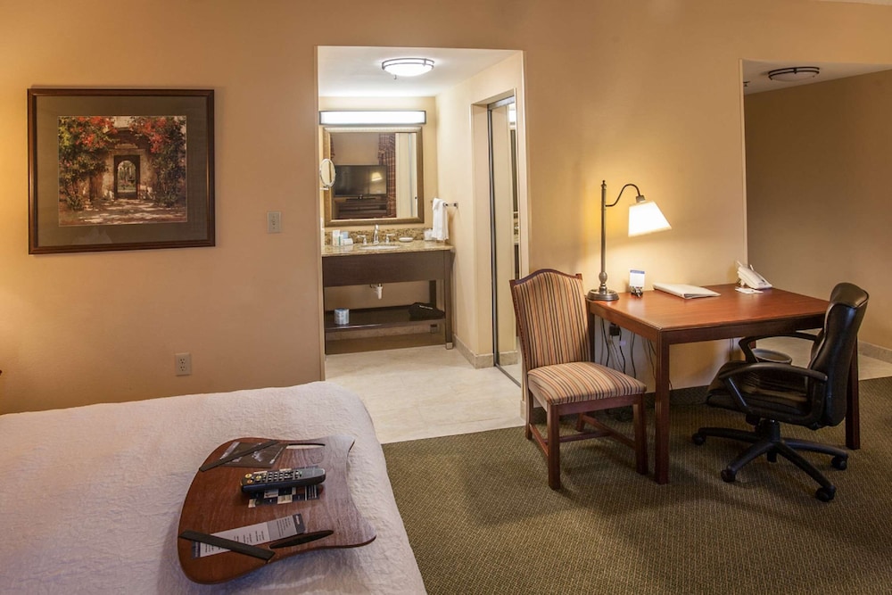 Hampton Inn Suites Stillwater 37/50