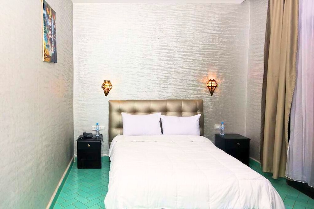 Hotel Nouzha 24/50