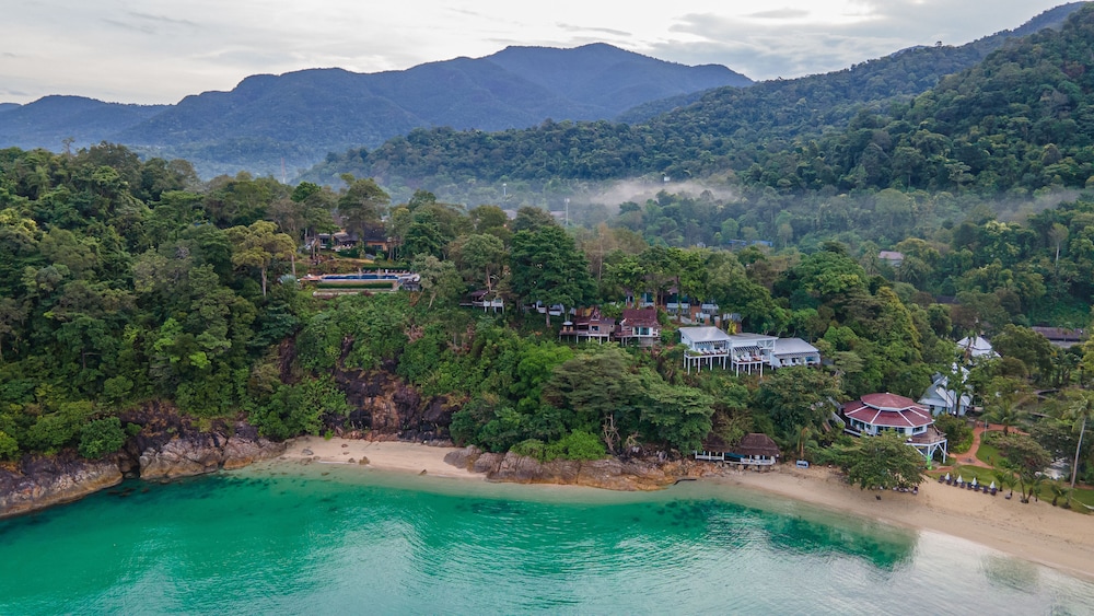 Koh Chang Cliff Beach Resort 45/50