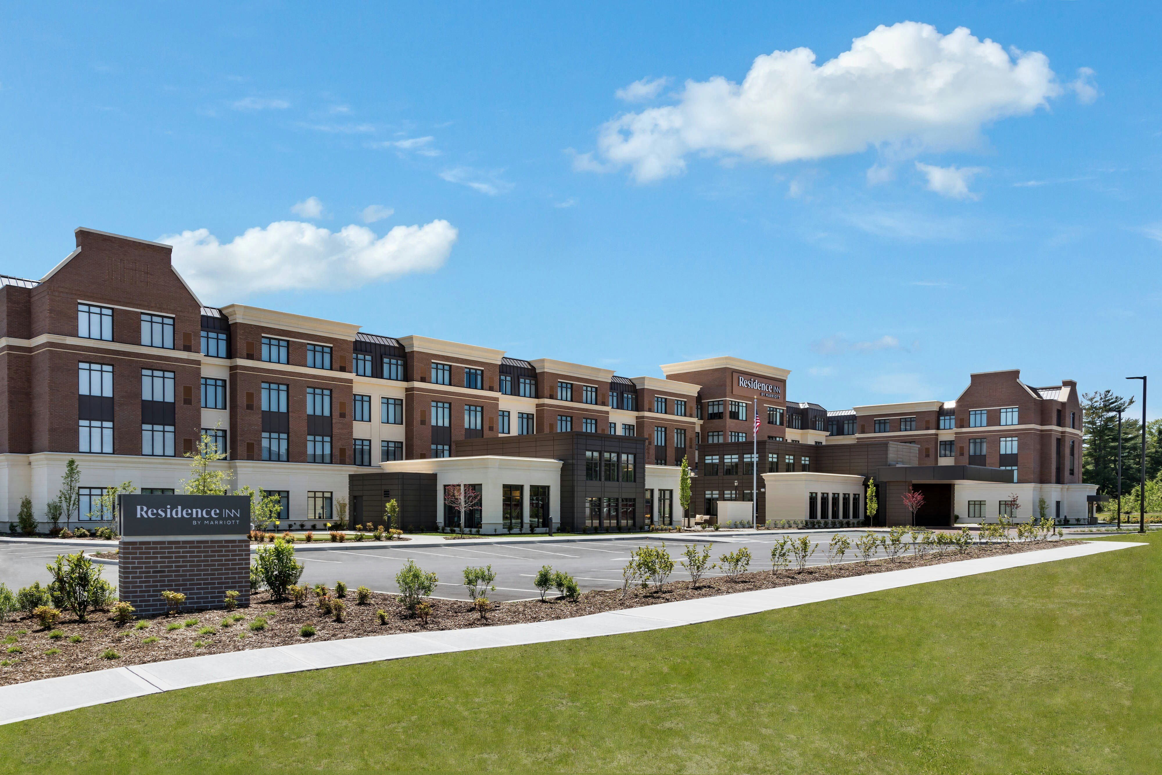 Residence Inn Long Island Garden City 51/51