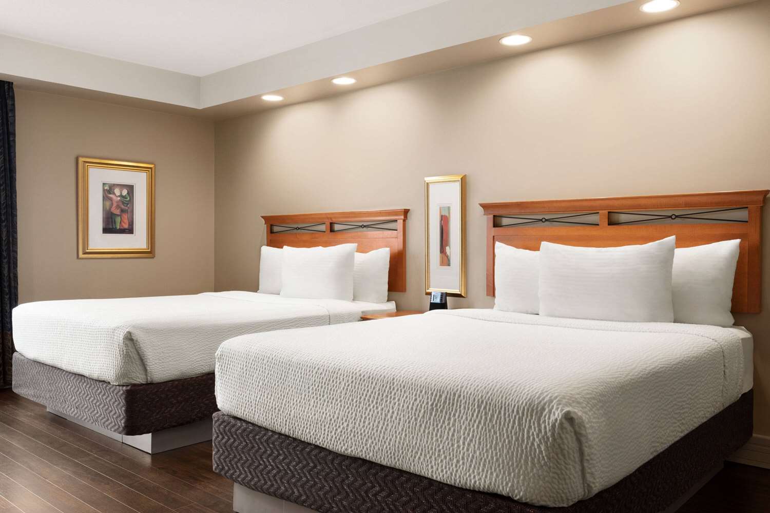 Royal Hotel Calgary, Trademark Collection by Wyndham 9/27