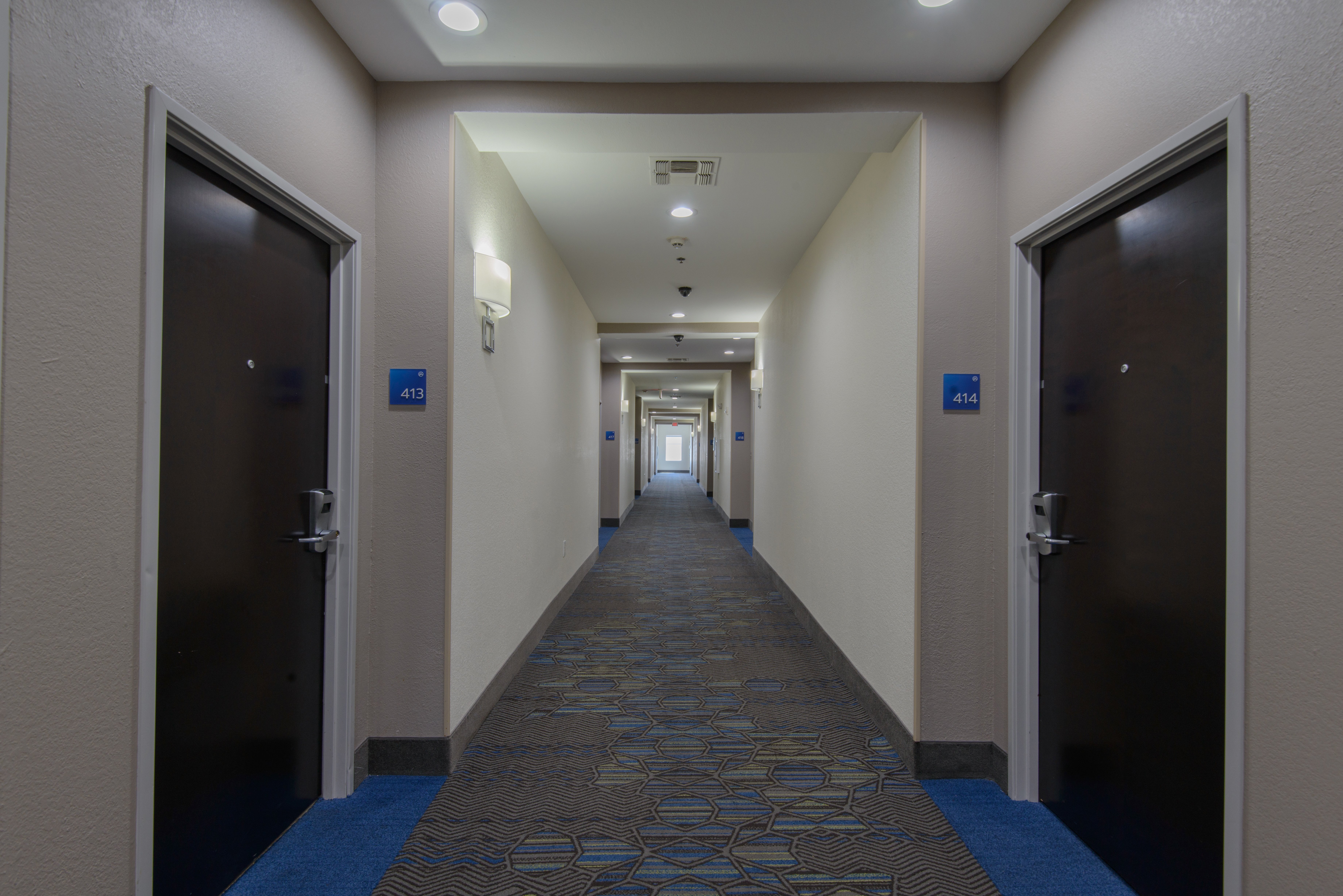 Holiday Inn Express Hotel & Suites Corpus Christi 25/44