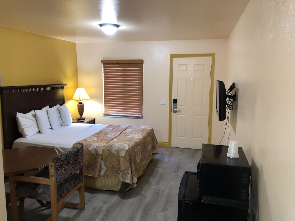 Blue Seal Inn 9/34
