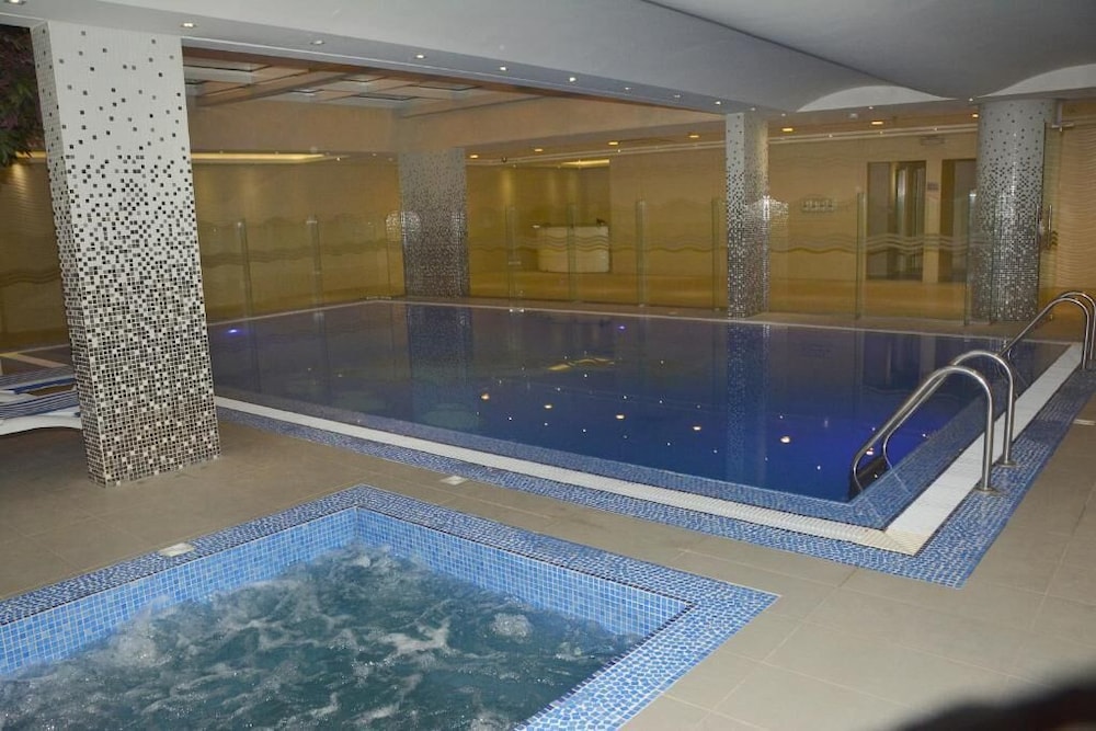 Mandarin Hotel Apartments 20/49