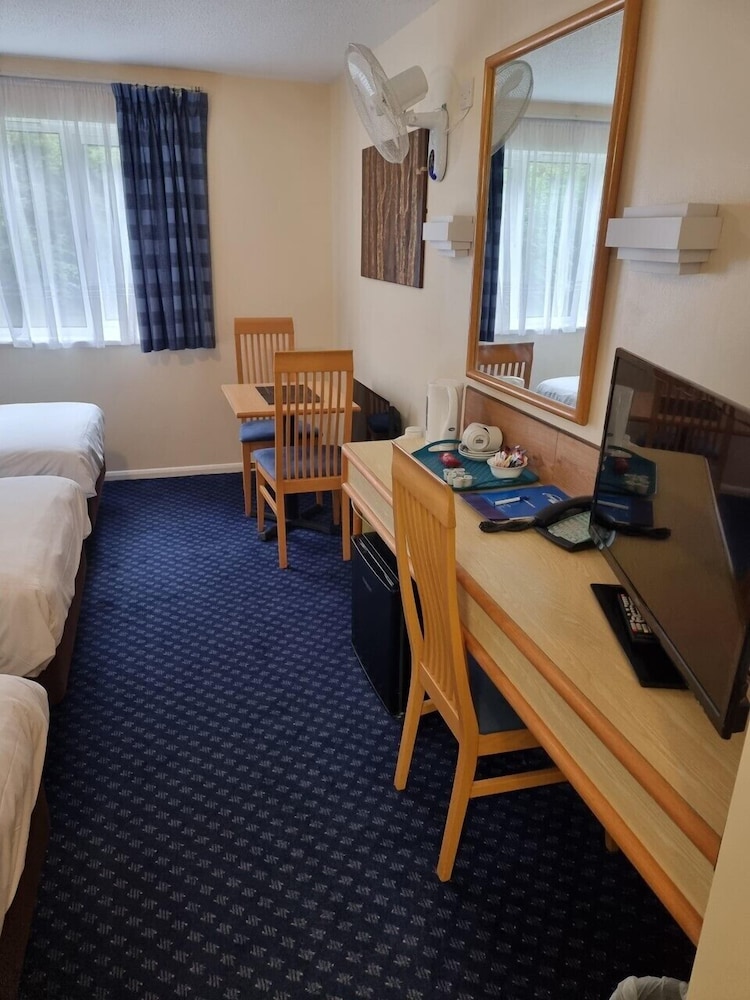 Travel Plaza Hotel 43/69